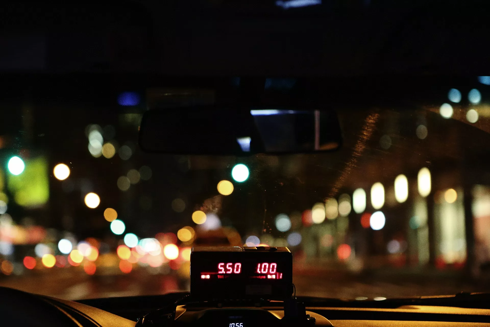 Un compteur de taxi horokilométrique agréé